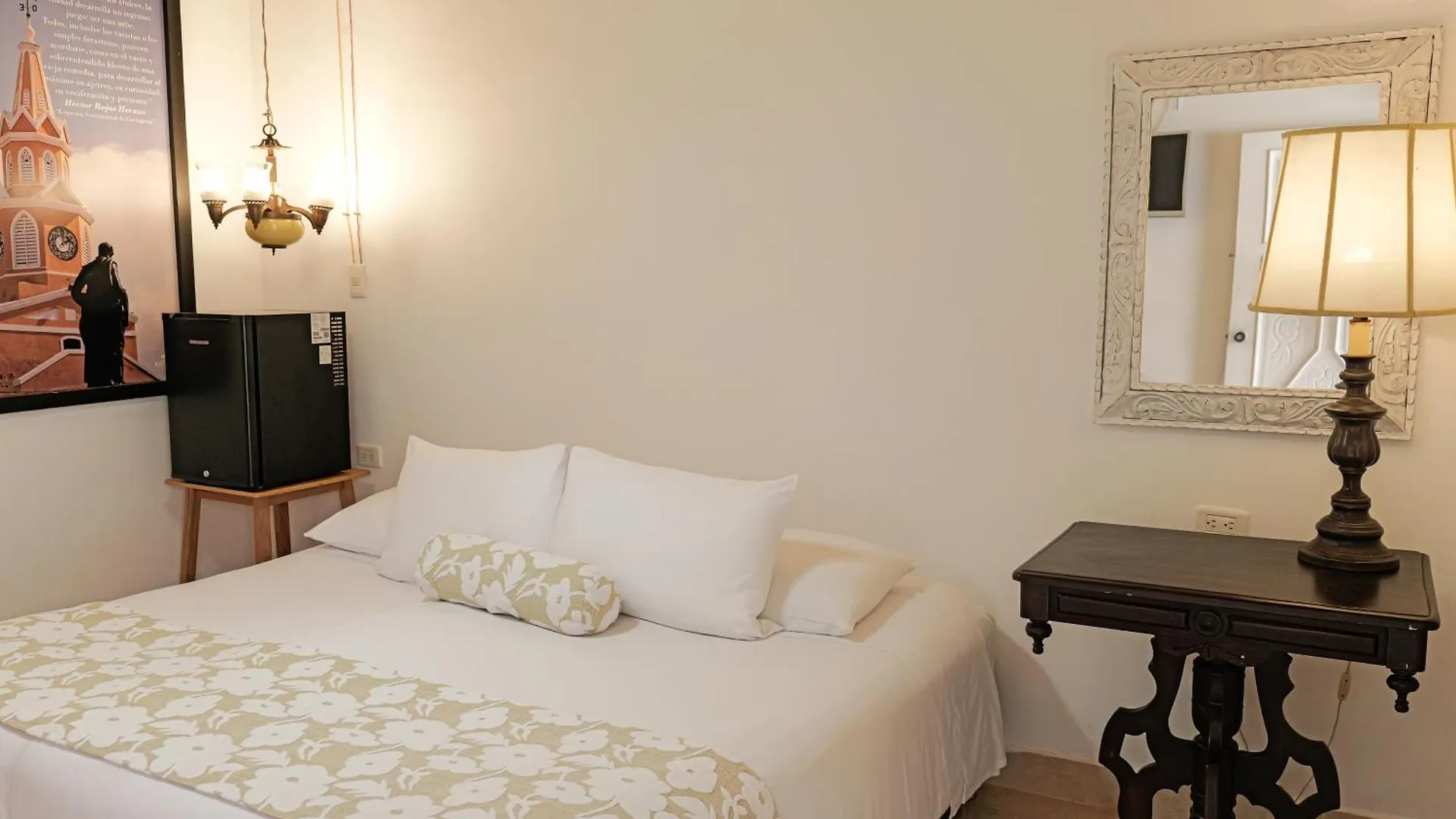 Hotel Kartaxa Cartagena 4*,