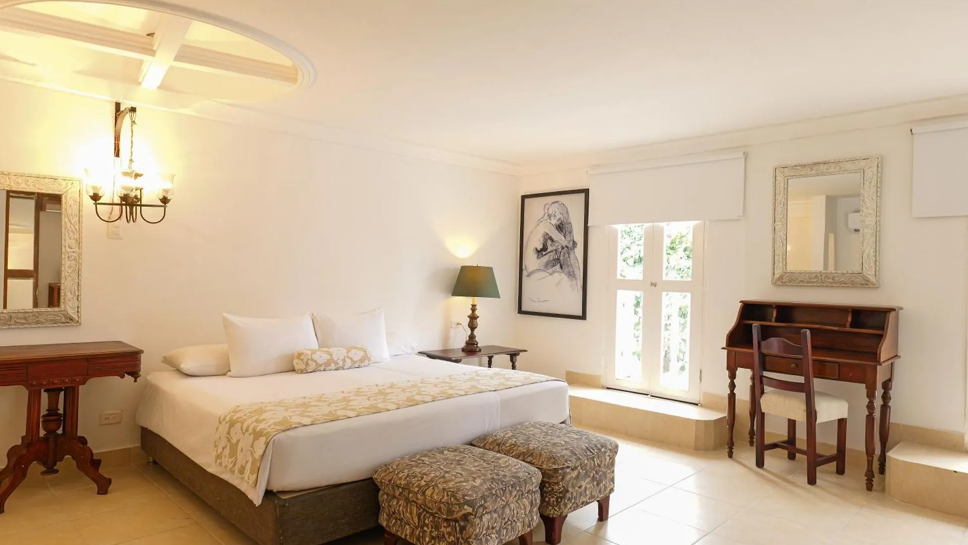 Hotel Kartaxa Cartagena 4*,